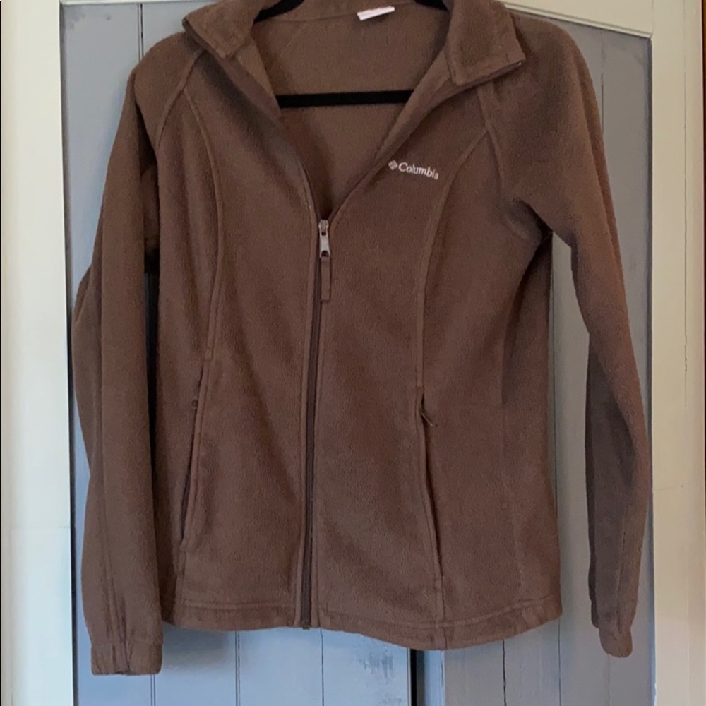 Columbia zip up fleece jacket. Size small. Brown.